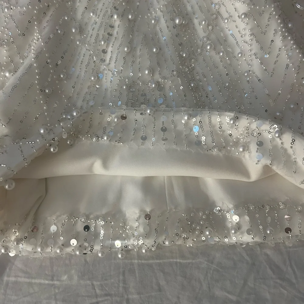 UNTAMED PETALS BY AMANDA JUDGE White Beaded Off-Shoulder Mini Dress - Picture 7 of 7